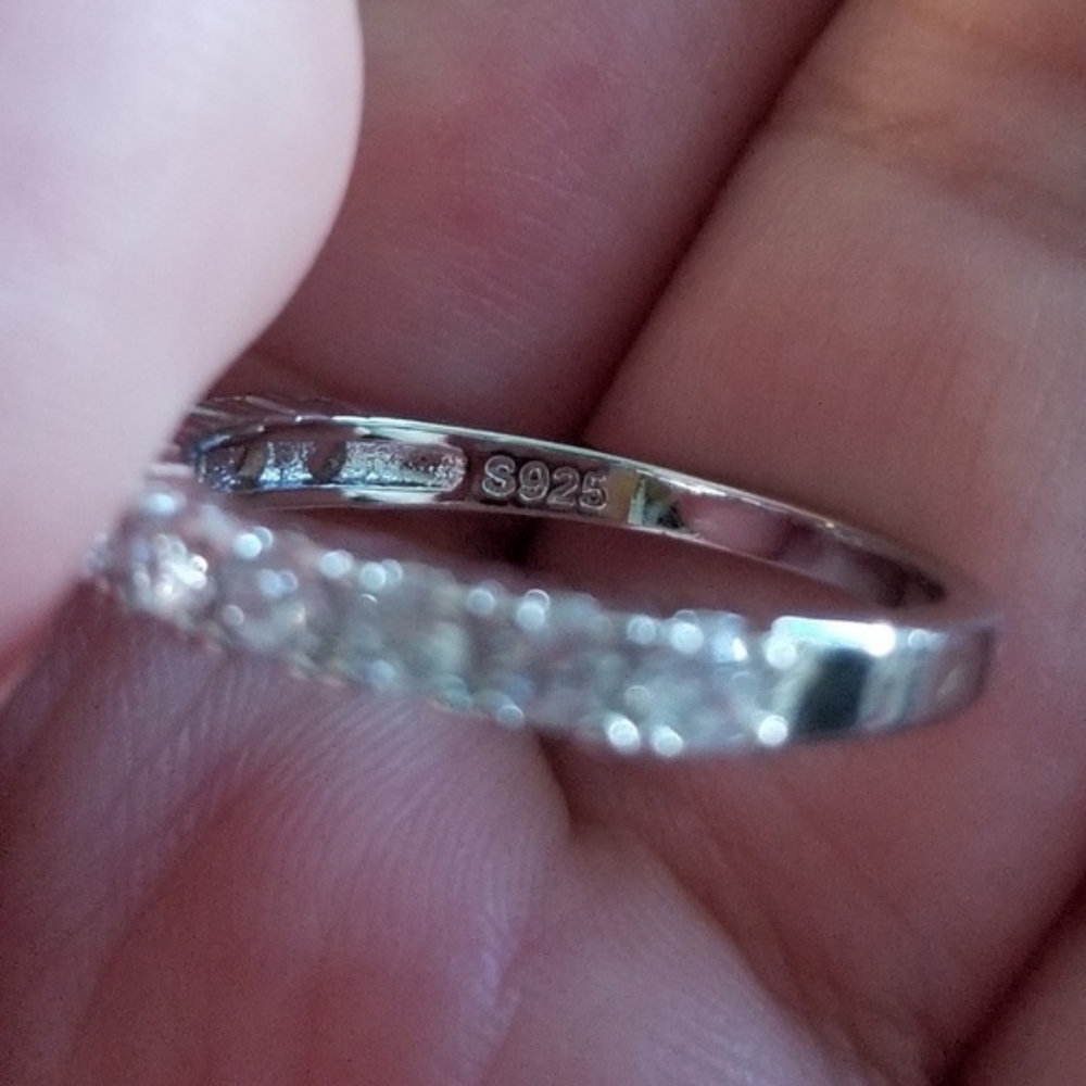 18k 1ct TW Band - Picture 8 of 8